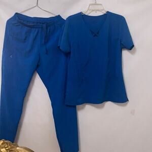 PERFECT STRETCH SCRUB SET MEDICAL SIZE‎ M